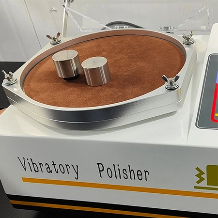 振动抛光可去除样品表面机械化制样后残留的细微变形层，消除样品的表面应力，提高样品表面光洁度