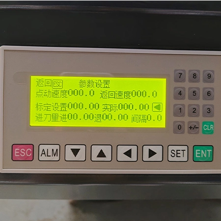 QG-100Z金相试样切割机 - 立地一体式，自动/手动切割，液晶屏控制，精密切割